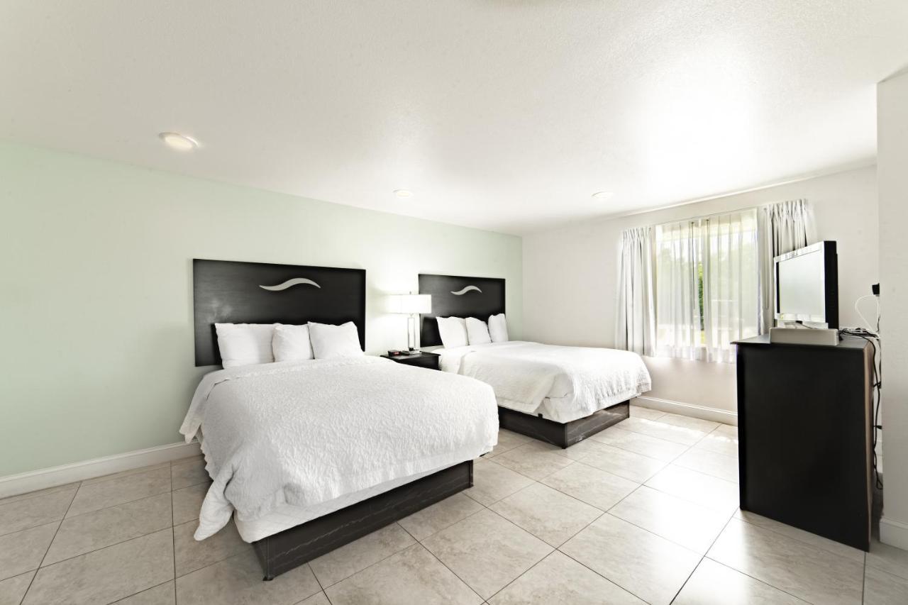 Everglades City Motel - Everglades Adventures Inn מראה חיצוני תמונה